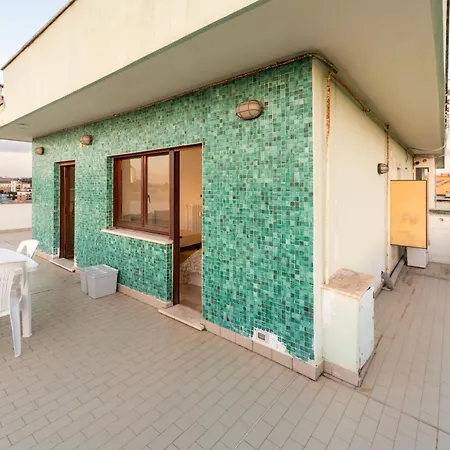 Eur - Penthouse-3